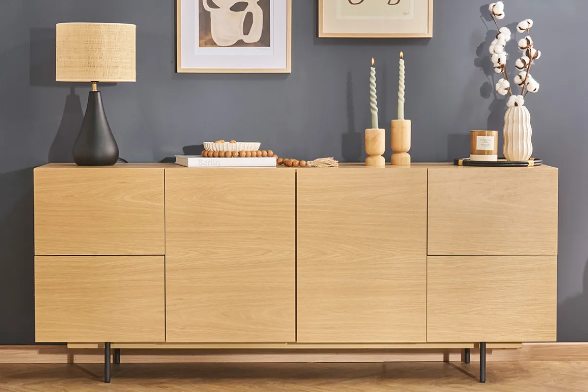 Flash Sale Miliboo Aparador de diseño con acabado roble claro y metal negro con 2 puertas y 4 cajones 180 cm ALASKA
