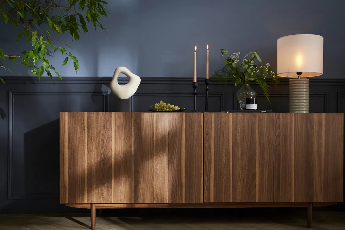 Sale Miliboo Aparador vintage con 4 puertas de madera oscura 180 cm SANAA