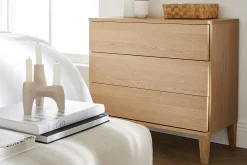 Shop Miliboo Cómoda nórdica de 3 cajones de madera clara FREDDY