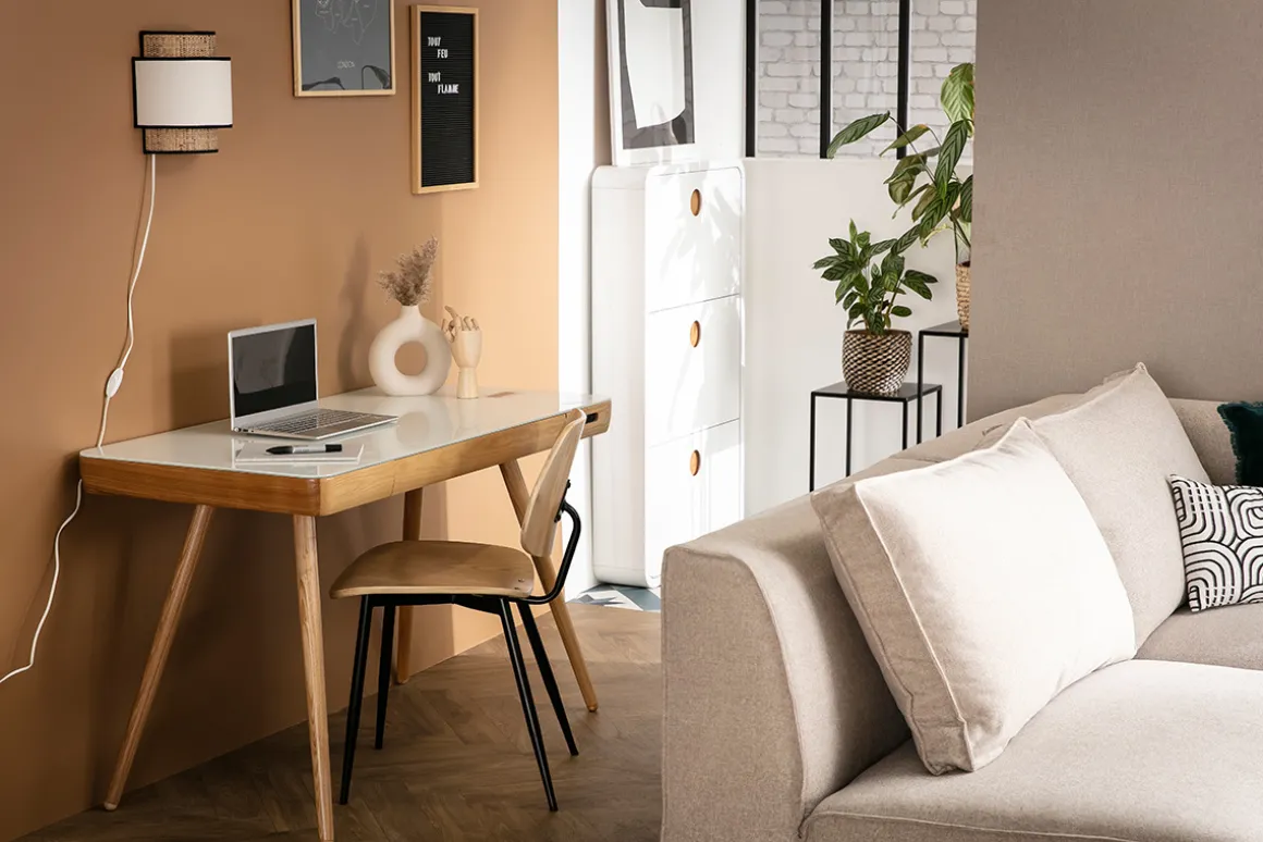 Cheap Miliboo Escritorio conectado multimedia - Cristal blanco y madera CLEVER