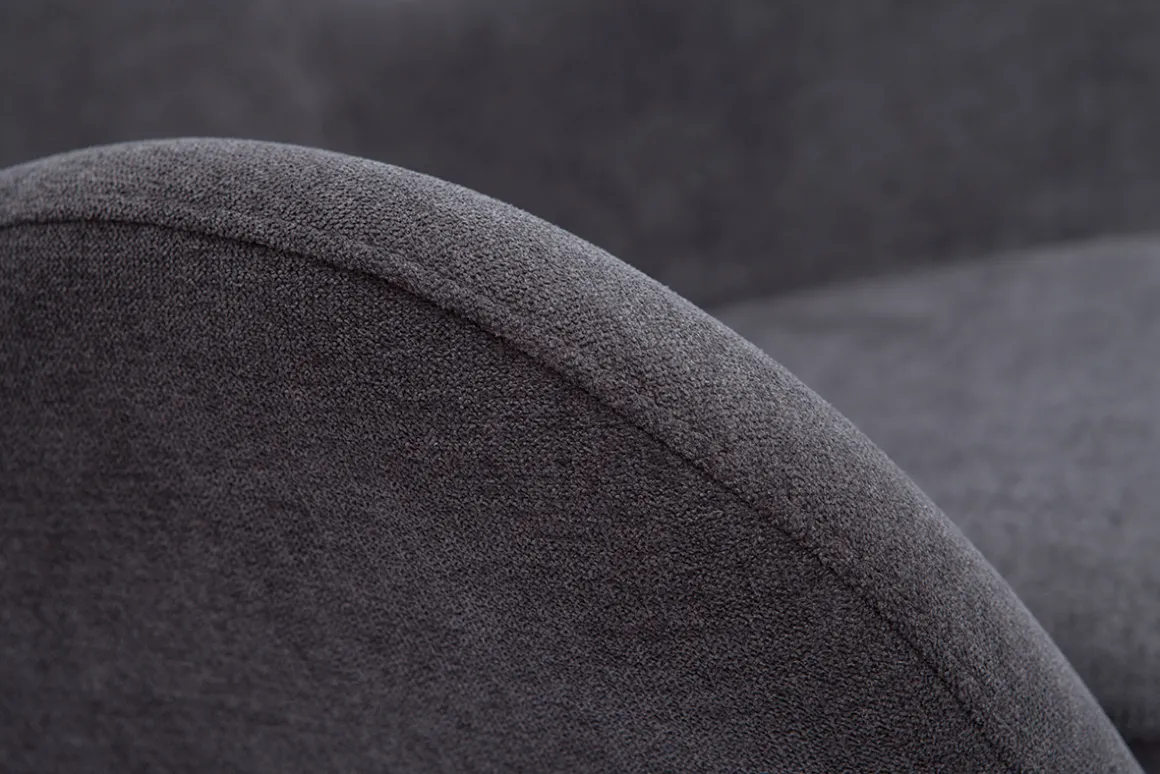 Shop Miliboo Mecedora terciopelo gris ESKUA