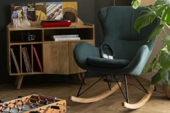 Shop Miliboo Mecedora terciopelo verde ESKUA