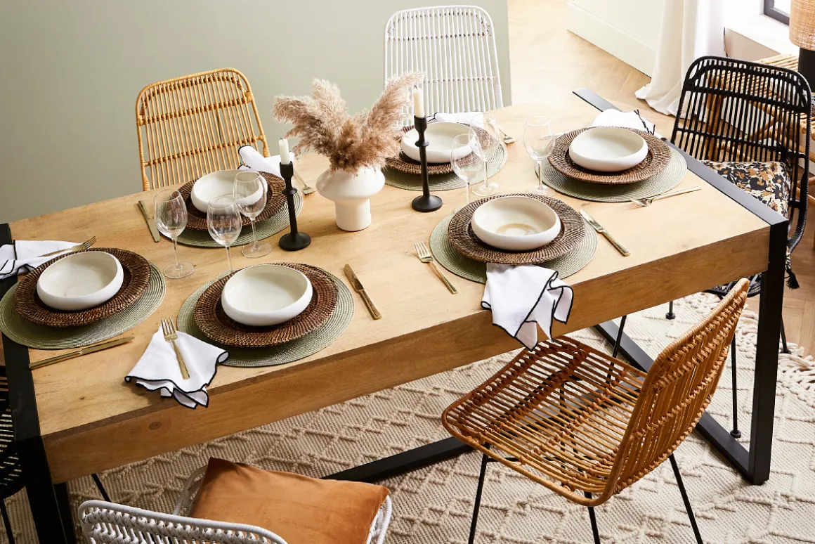 Hot Miliboo Mesa de comedor de madera de mango maciza y metal negro 175 cm BERGEN
