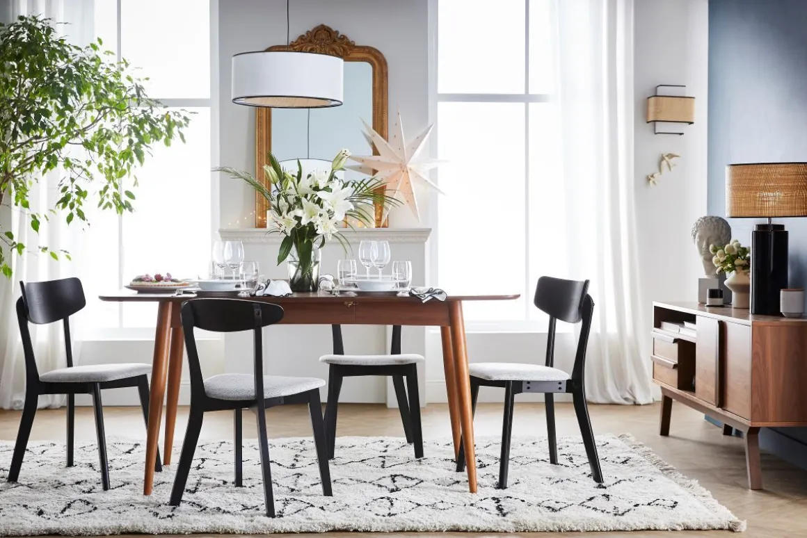 Discount Miliboo Mesa de comedor extensible en nogal natural L130-160 cm NORDECO