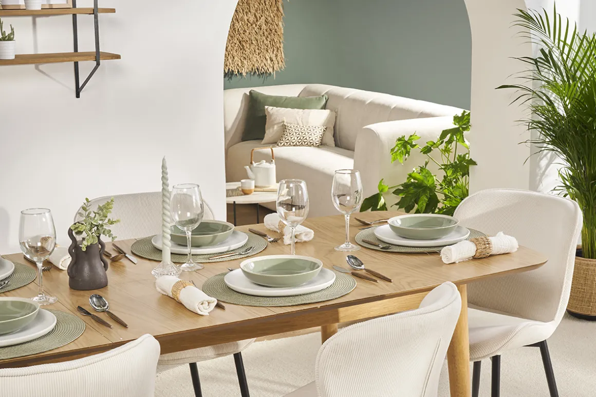 Clearance Miliboo Mesa de comedor rectangular extensible de madera de roble claro 180-220 cm EGO