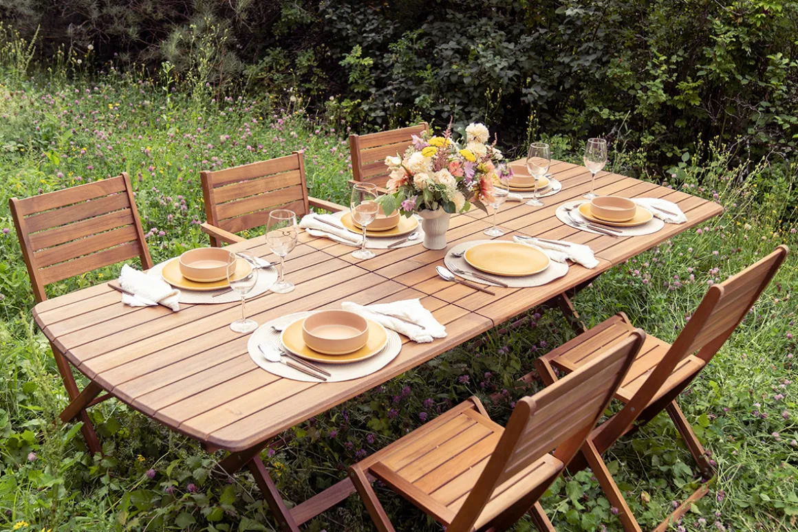 Discount Miliboo Mesa de jardín extensible de acacia maciza 4/8 personas CANOPEE