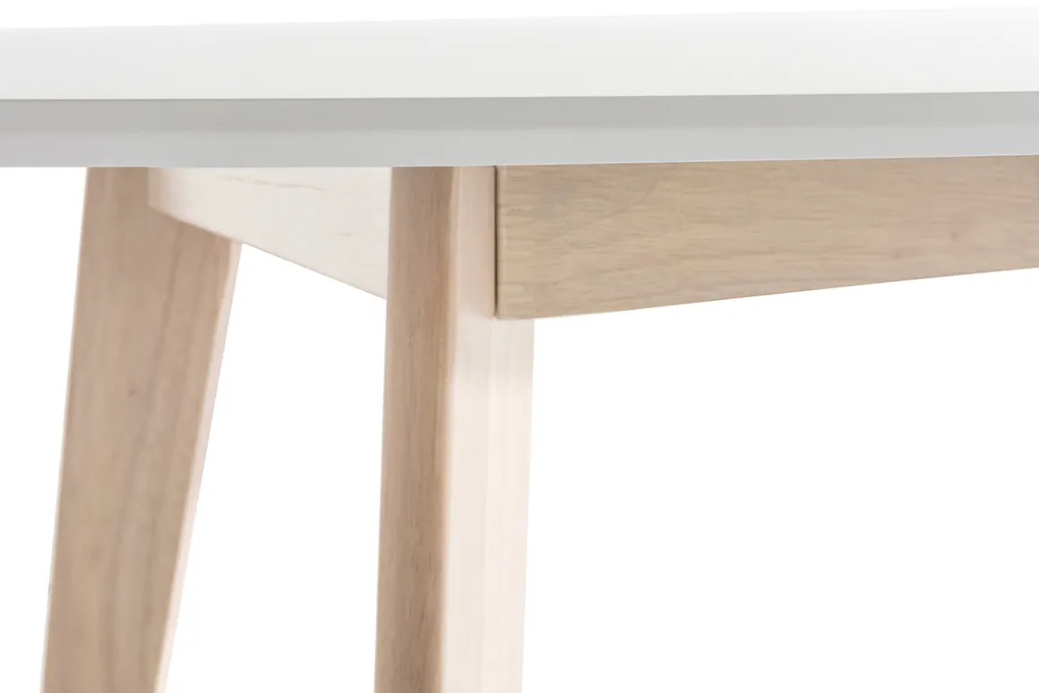 Shop Miliboo Mesa oval 150cm blanca y madera clara LEENA