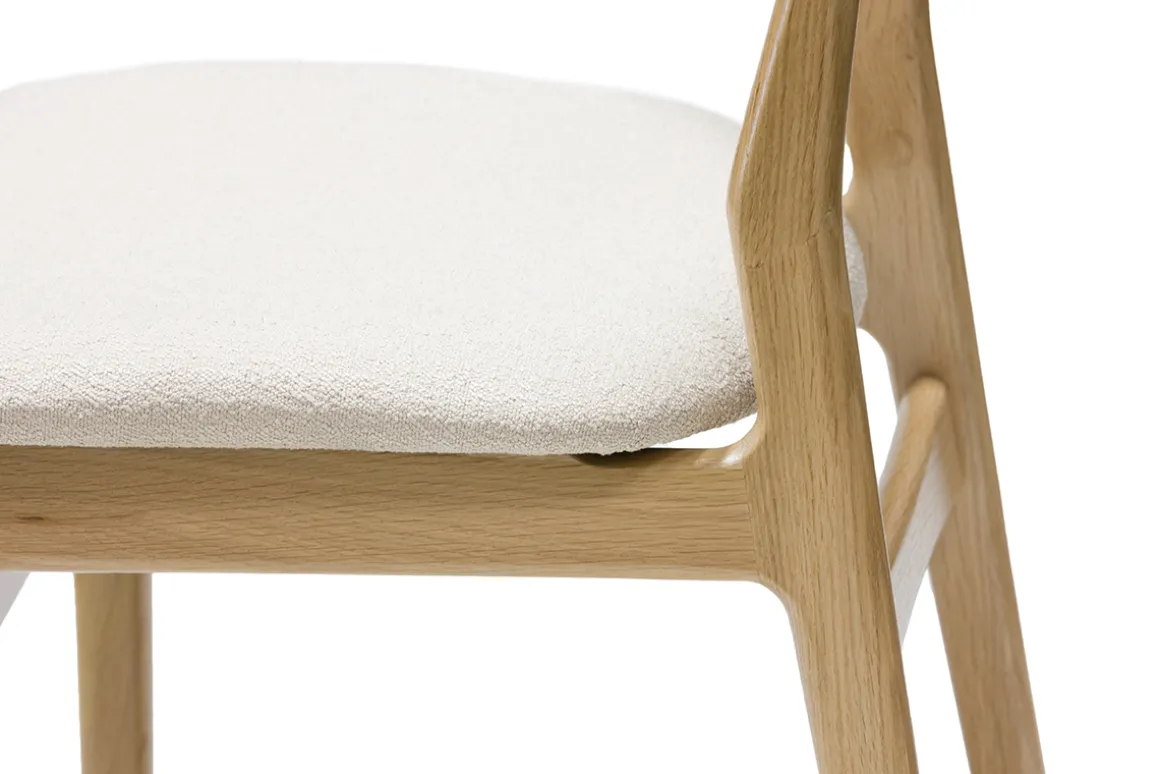 Store Miliboo Set de 2 sillas nórdicas de roble y tejido efecto borreguillo color crudo LOUISA
