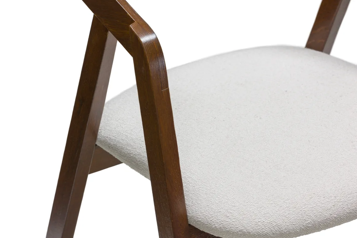 Shop Miliboo Set de 2 sillas vintage apilables de madera maciza teñida de nogal y borreguillo blanco LOVA
