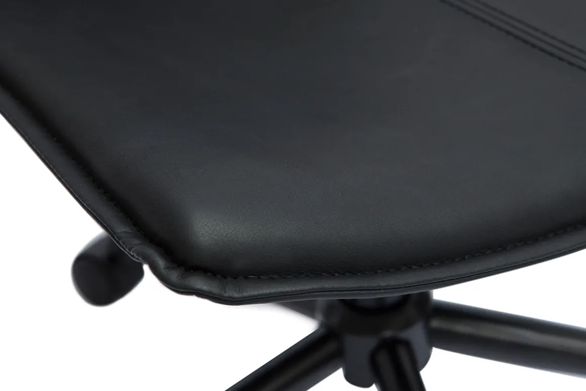 Outlet Miliboo Silla de escritorio de poliuretano negro y metal negro LISON
