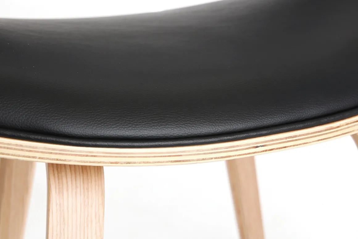 New Miliboo Silla nórdica negro y madera clara ARAMIS