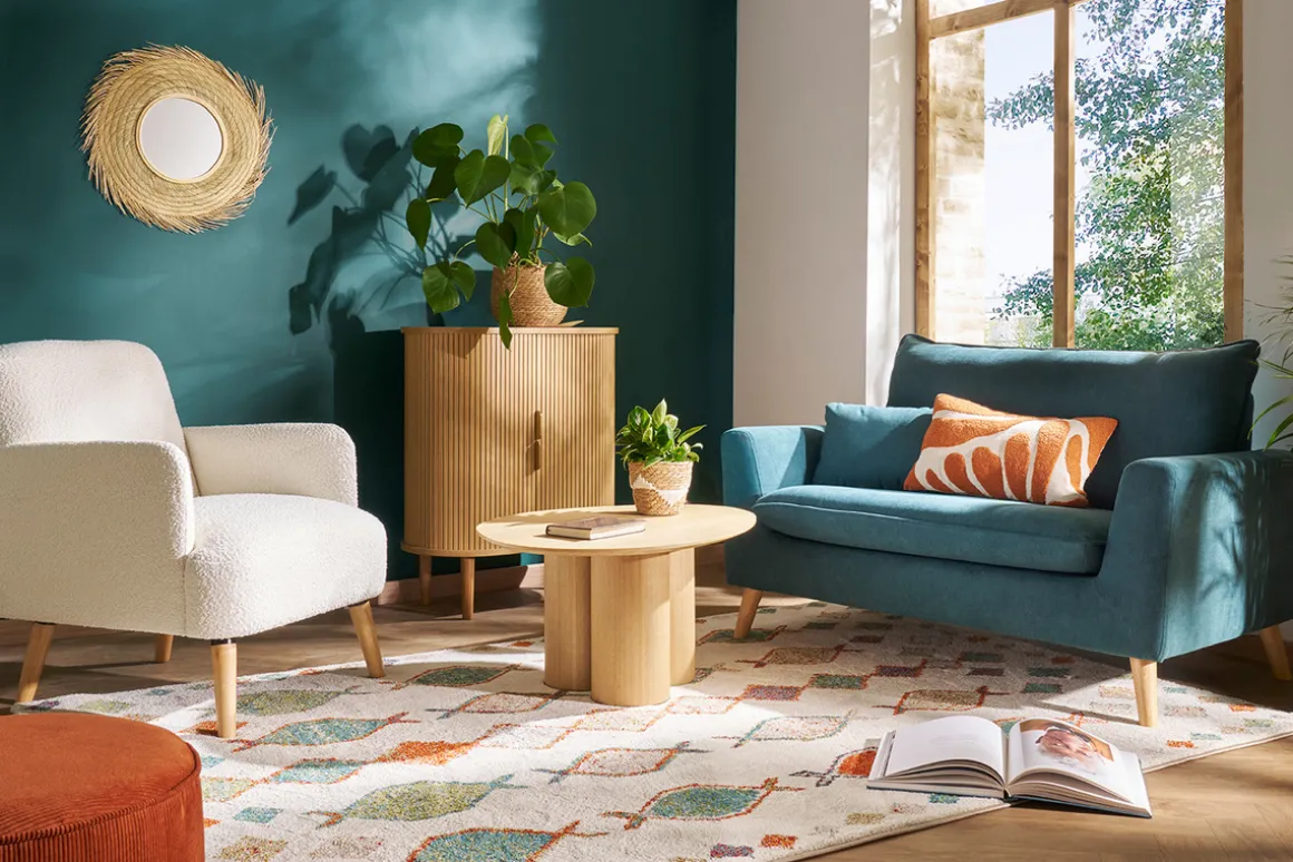 Outlet Miliboo Sillón nórdico de tejido efecto aterciopelado texturizado beige y madera ISKO