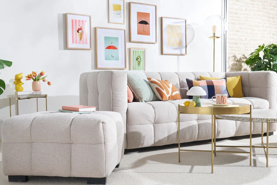 Shop Miliboo Sofá moderno 3 plazas de tejido efecto aterciopelado texturizado beige CORTO